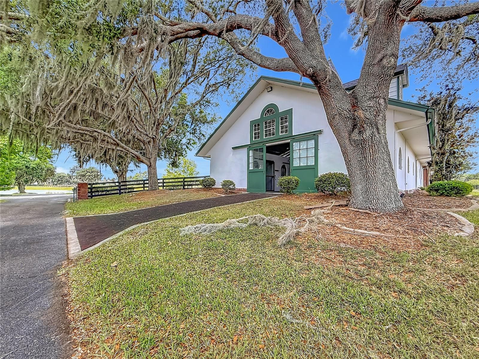 Single Family Residence at 6530 SE 156TH LOOP #3 & 4, SUMMERFIELD, photo 9 of 101