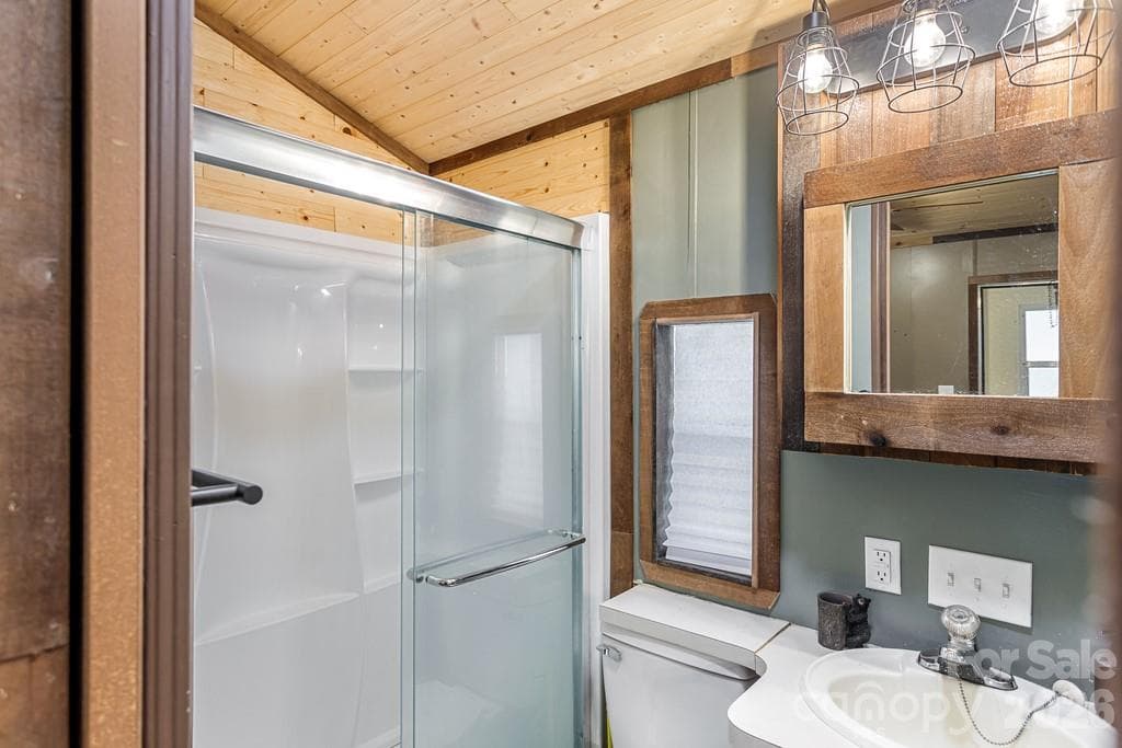 Single Family Residence at Maggie Valley, photo 13 of 20