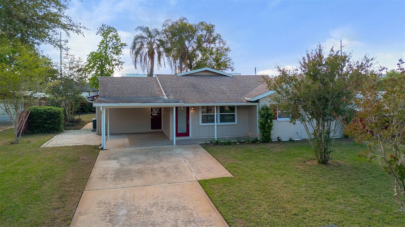 Single Family Residence at 525 OLOLU DR, WINTER PARK, photo 9 of 40