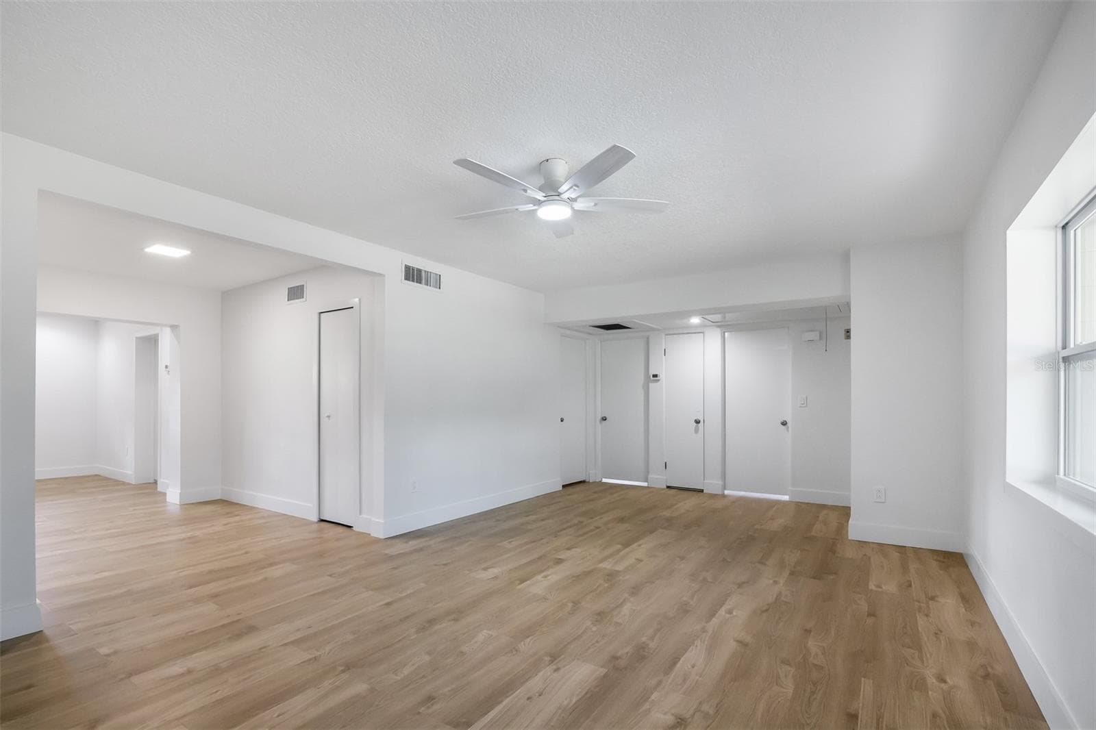 Single Family Residence at 525 OLOLU DR, WINTER PARK, photo 12 of 40