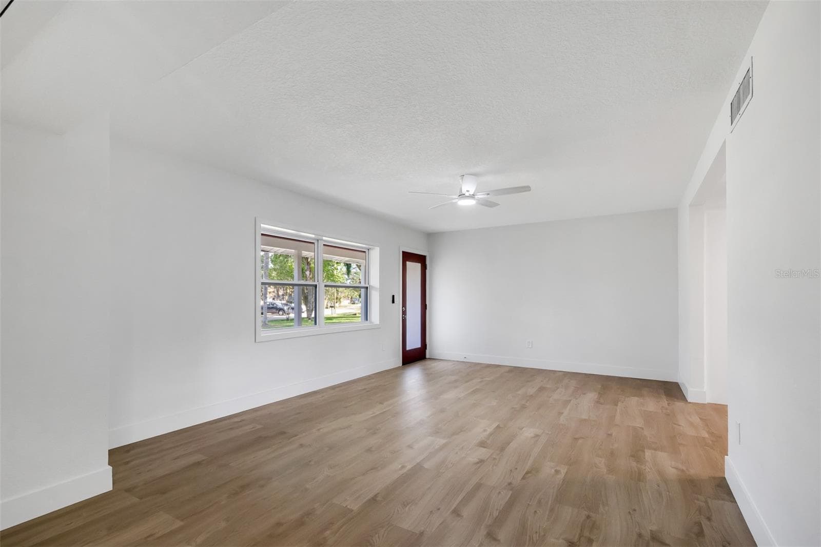 Single Family Residence at 525 OLOLU DR, WINTER PARK, photo 10 of 40