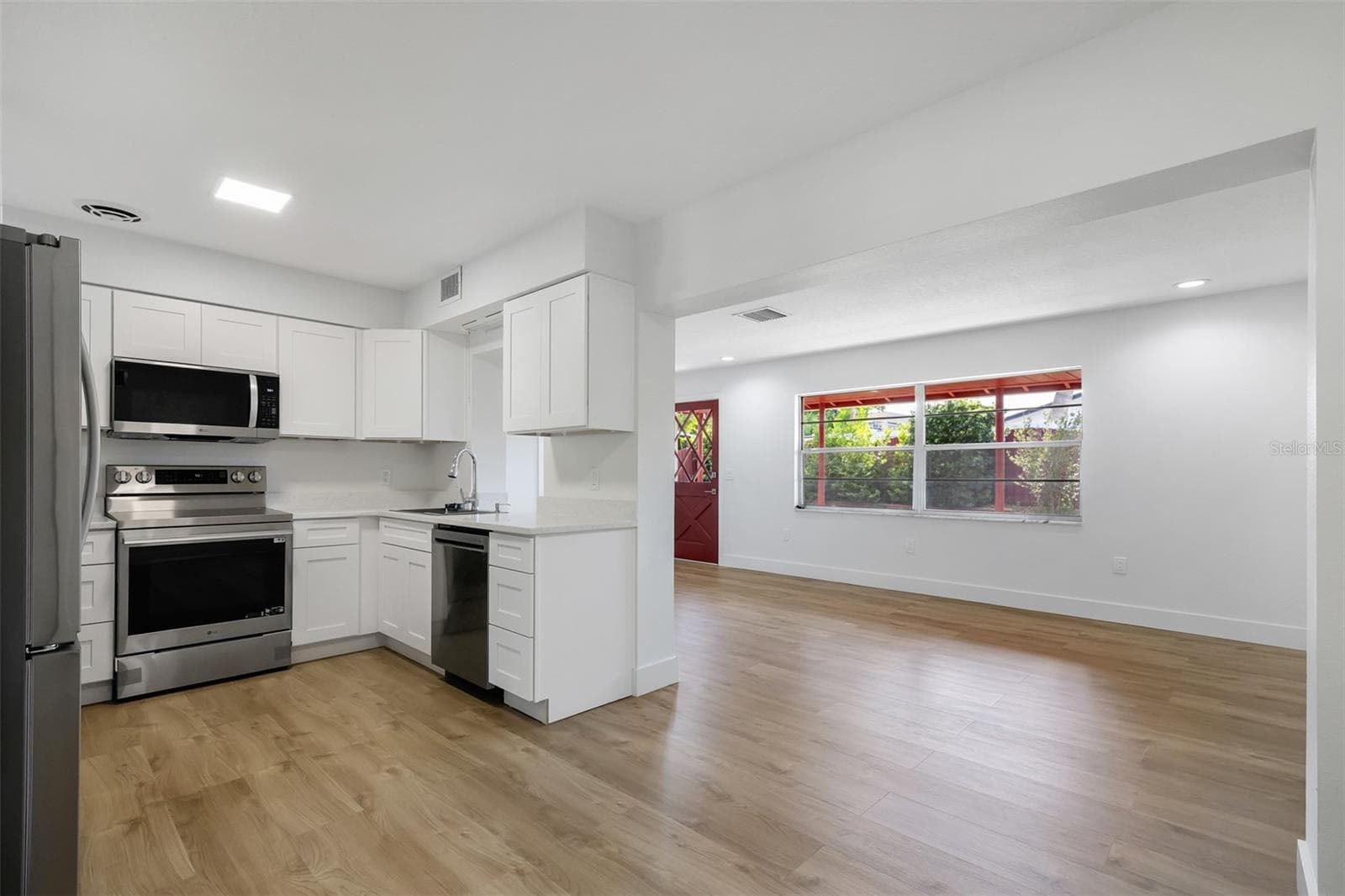 Single Family Residence at 525 OLOLU DR, WINTER PARK, photo 18 of 40
