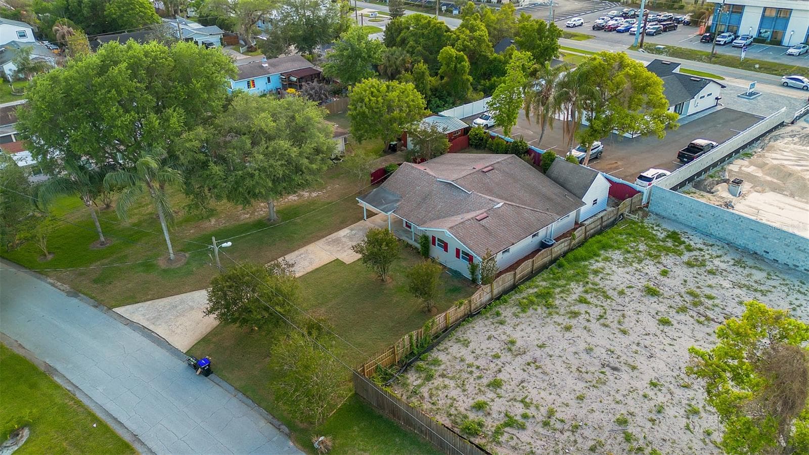 Single Family Residence at 525 OLOLU DR, WINTER PARK, photo 36 of 40
