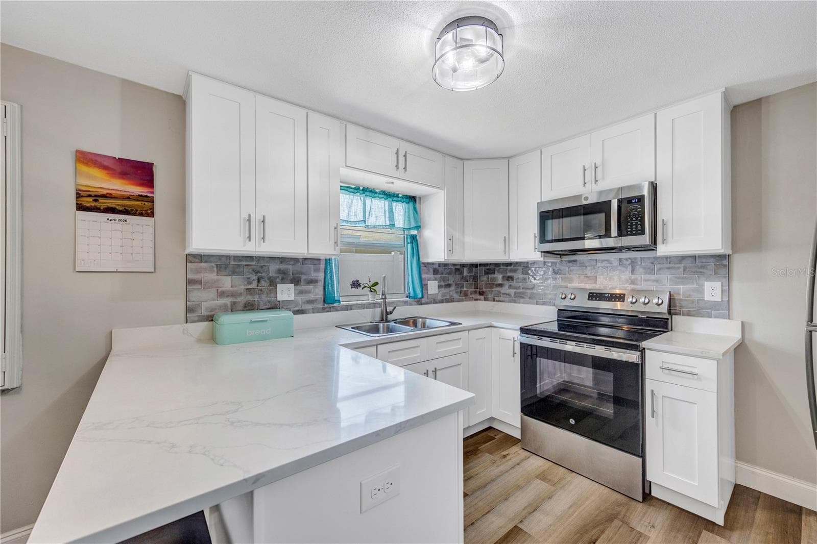Single Family Residence at 2155 EDYTHE DR, DUNEDIN, photo 8 of 59