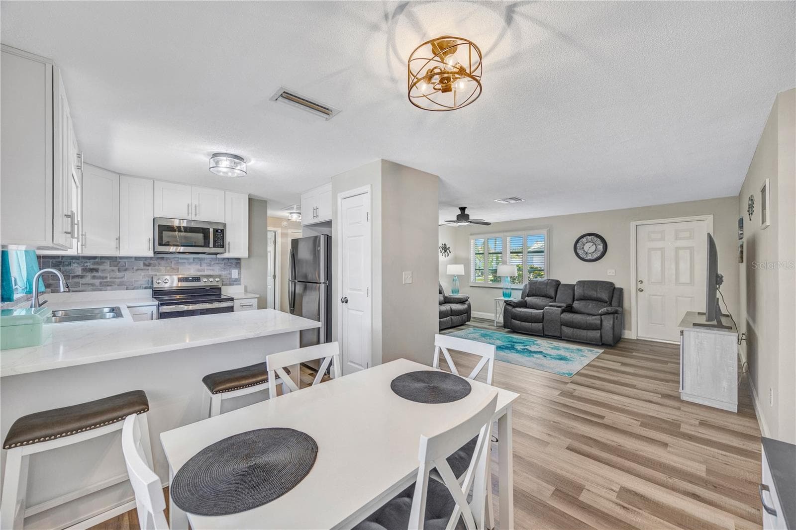 Single Family Residence at 2155 EDYTHE DR, DUNEDIN, photo 10 of 59