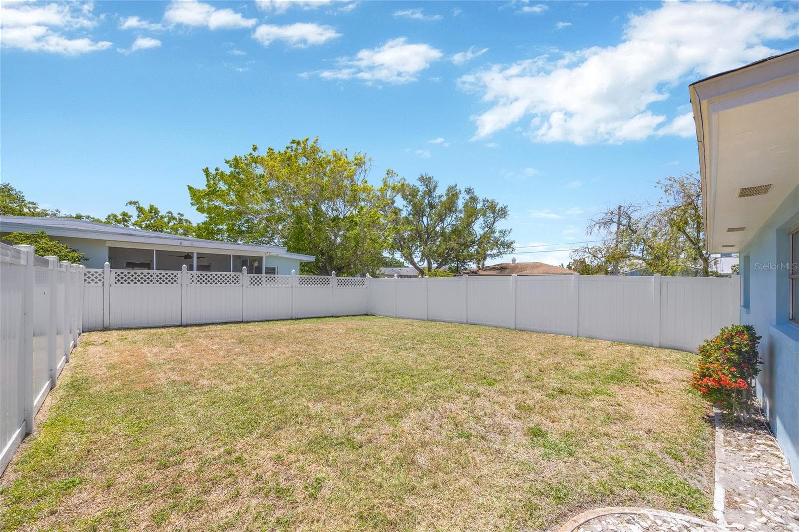 Single Family Residence at 2155 EDYTHE DR, DUNEDIN, photo 41 of 59