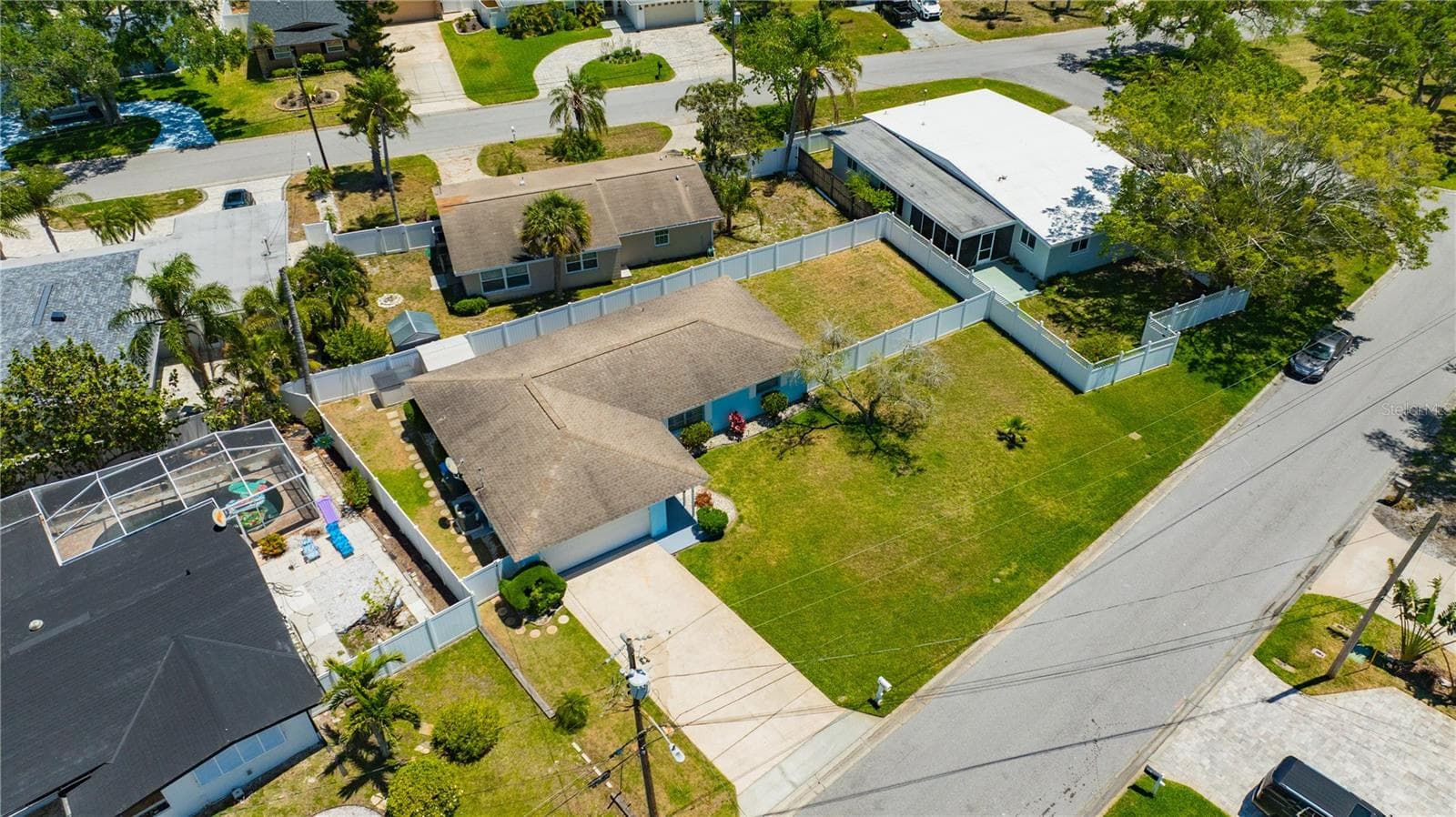 Single Family Residence at 2155 EDYTHE DR, DUNEDIN, photo 52 of 59