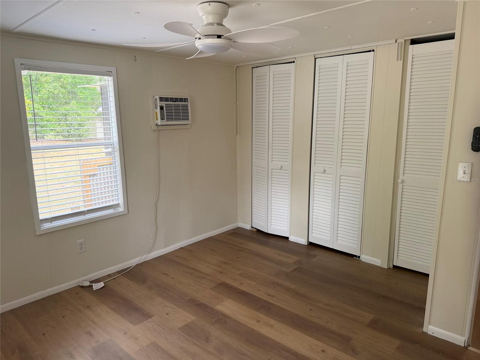 Primary bed view 2 - 8732 CR 647 S, BUSHNELL