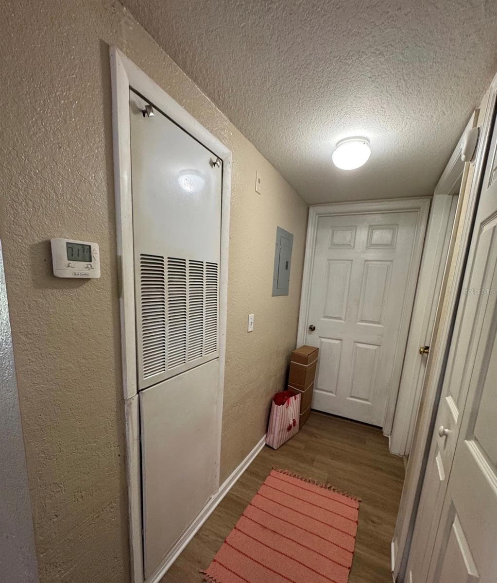 Condominium at 13953 FAIRWAY ISLAND DR #633, ORLANDO, photo 8 of 25