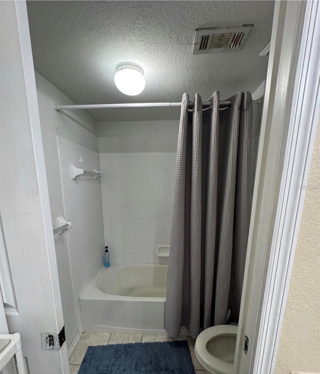 Condominium at 13953 FAIRWAY ISLAND DR #633, ORLANDO, photo 14 of 25
