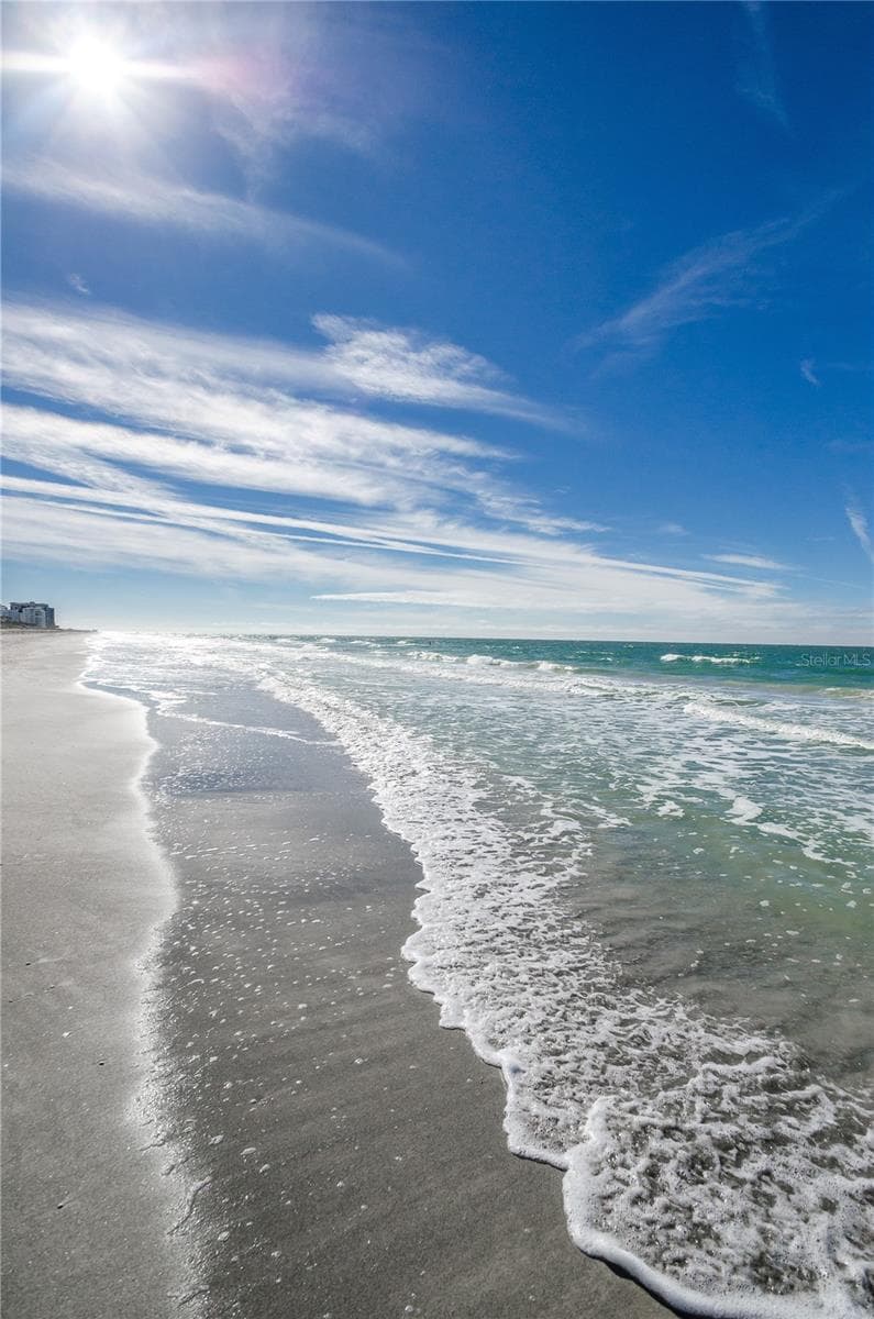 Condominium at 1390 GULF BLVD #PH-3, CLEARWATER BEACH, photo 30 of 76