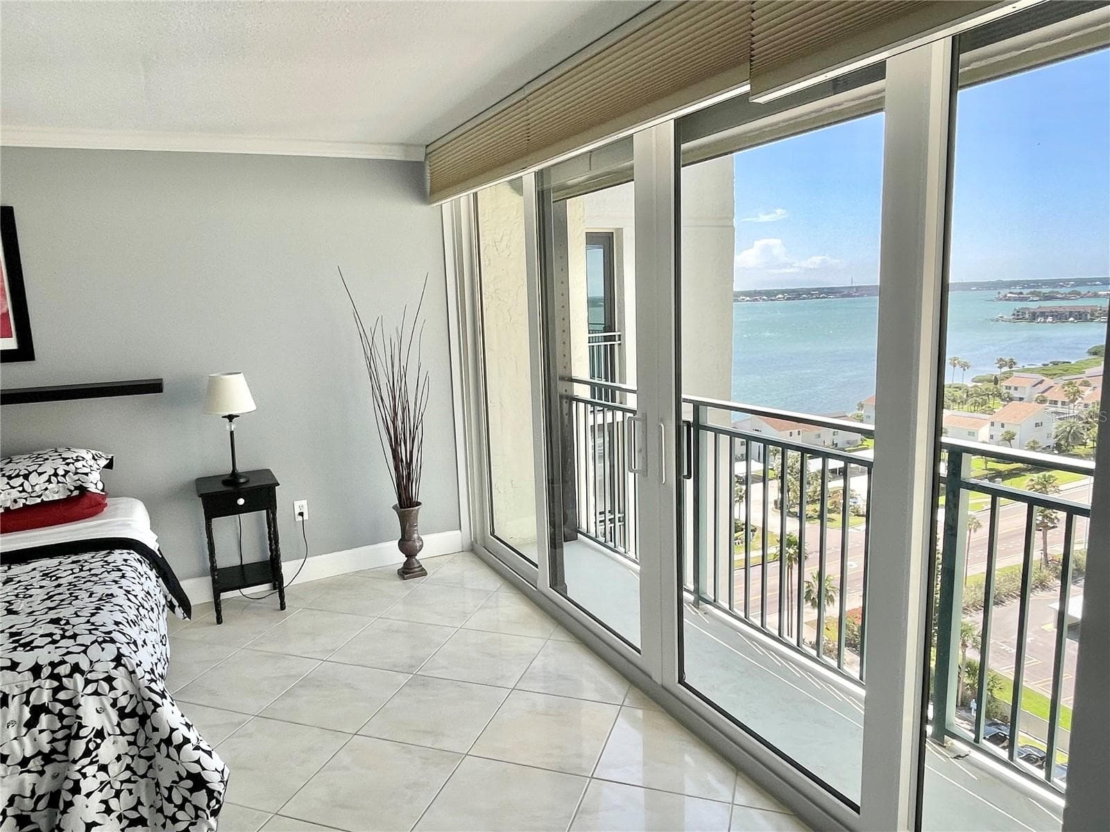 Condominium at 1390 GULF BLVD #PH-3, CLEARWATER BEACH, photo 35 of 76