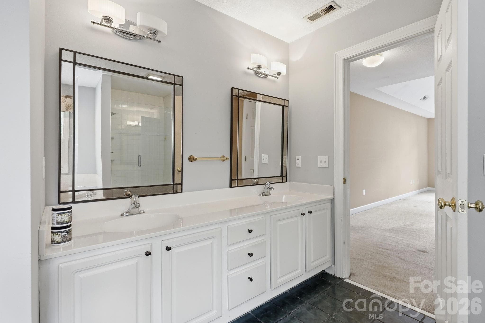 Single Family Residence at 306 Woodview Court, Fletcher, photo 22 of 42