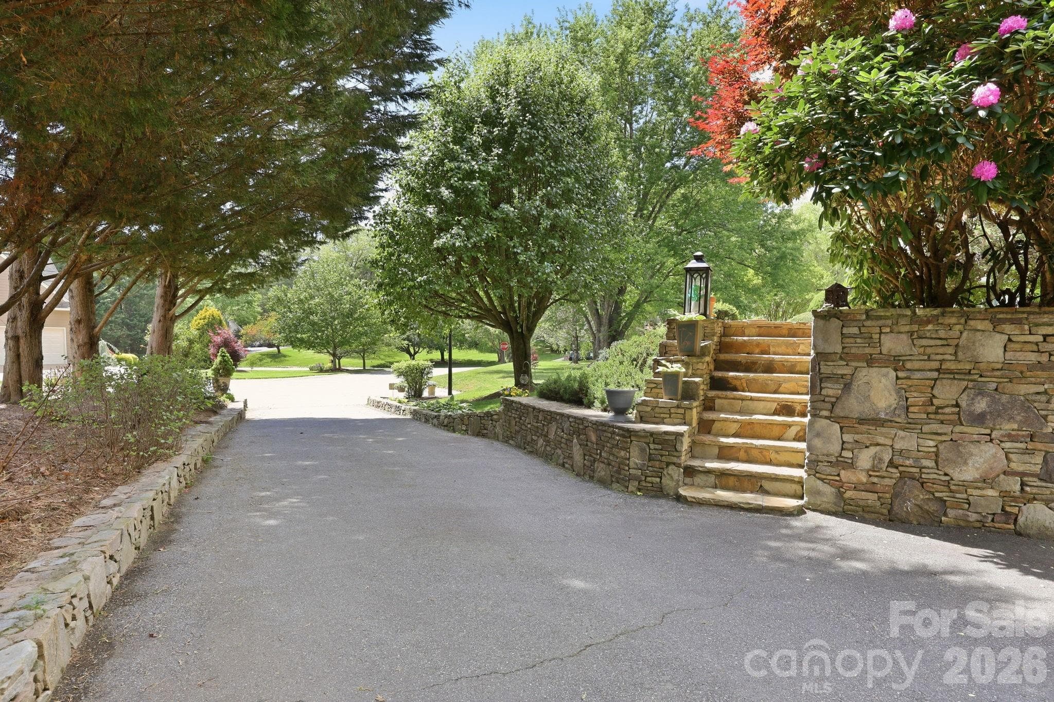 Single Family Residence at 306 Woodview Court, Fletcher, photo 40 of 42