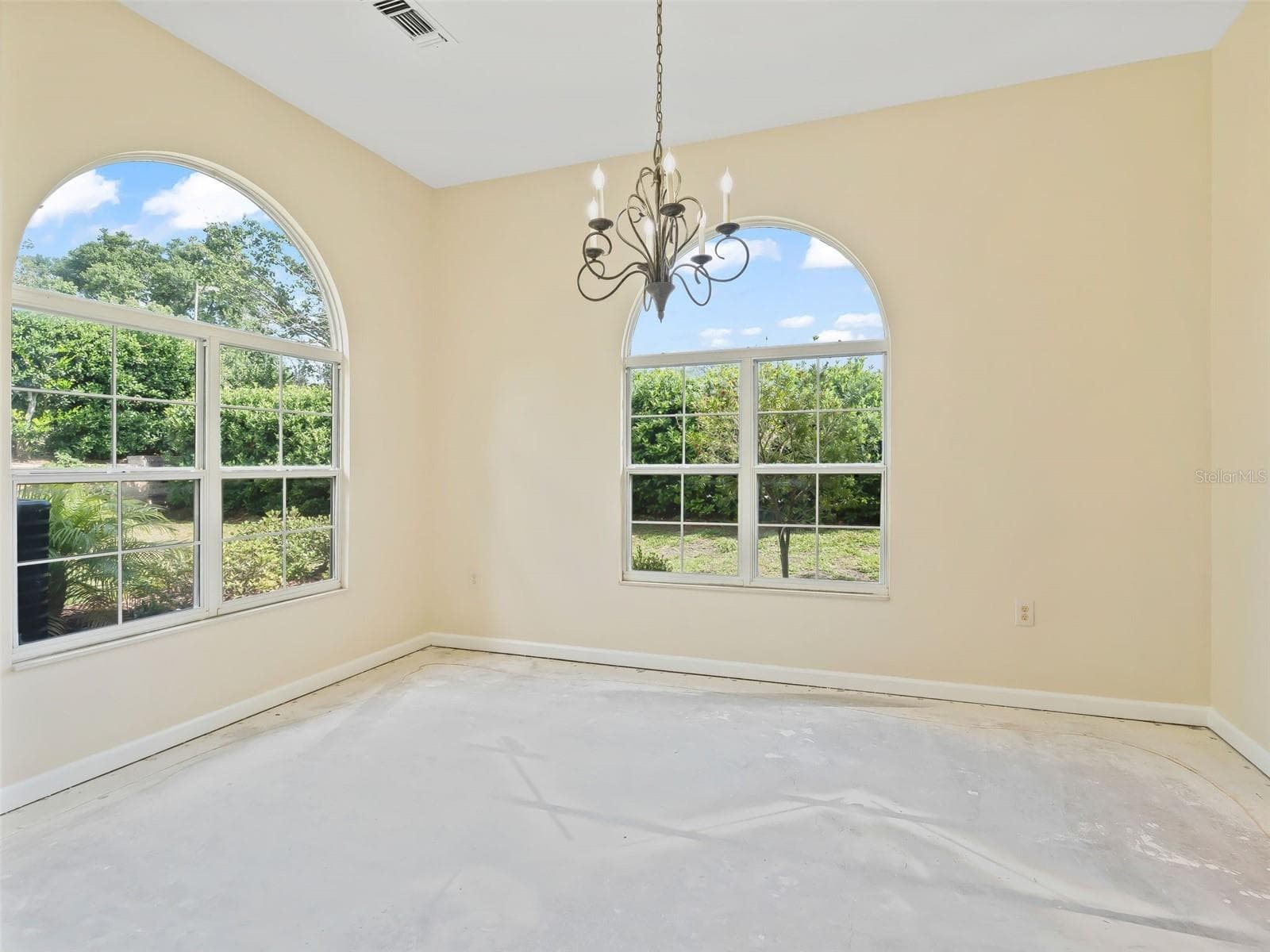 Condominium at 1256 AVENIDA DE LAS CASAS, LADY LAKE, photo 13 of 26