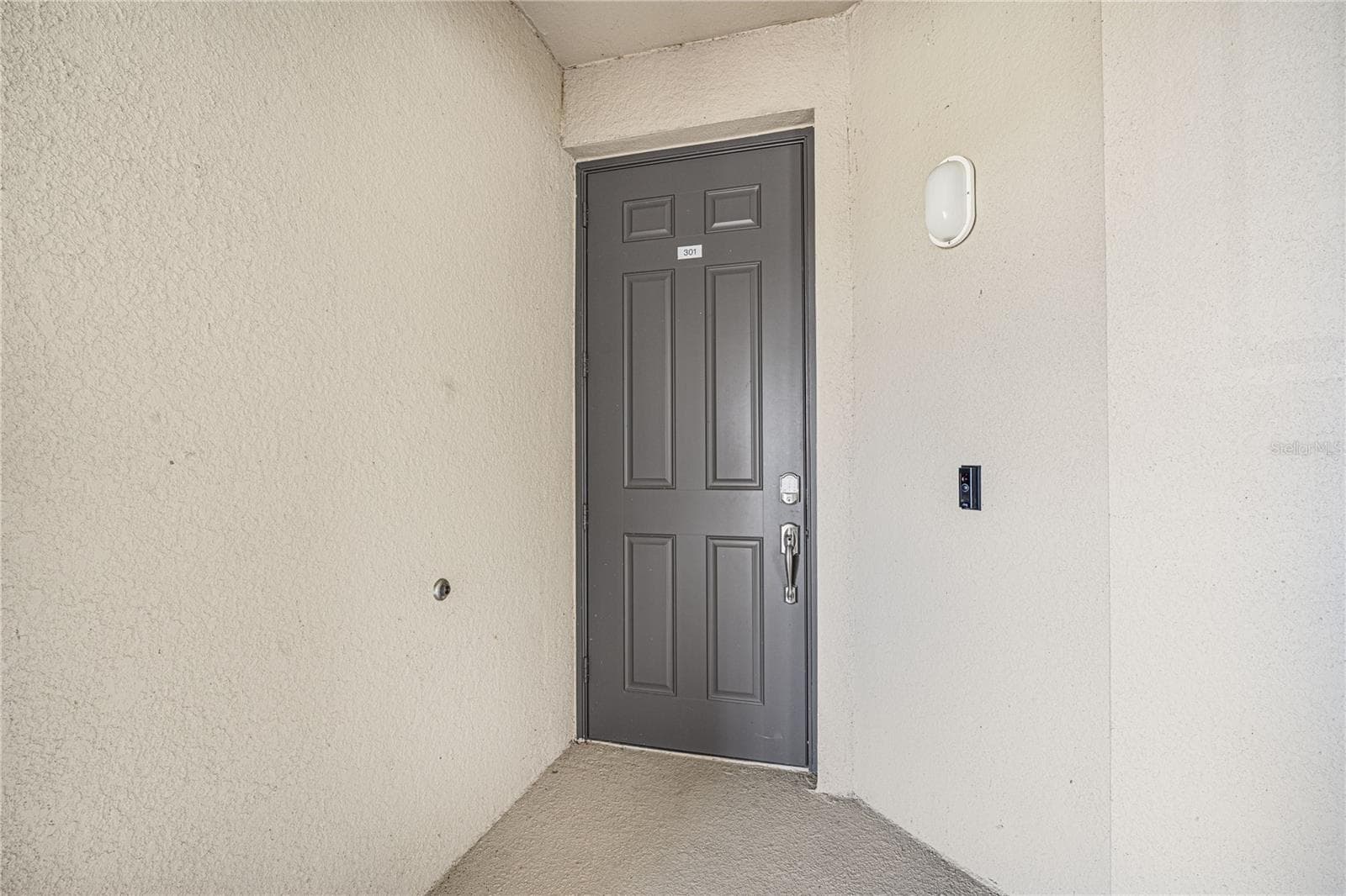 Condominium at 17724 GAWTHROP DR #301, BRADENTON, photo 10 of 50
