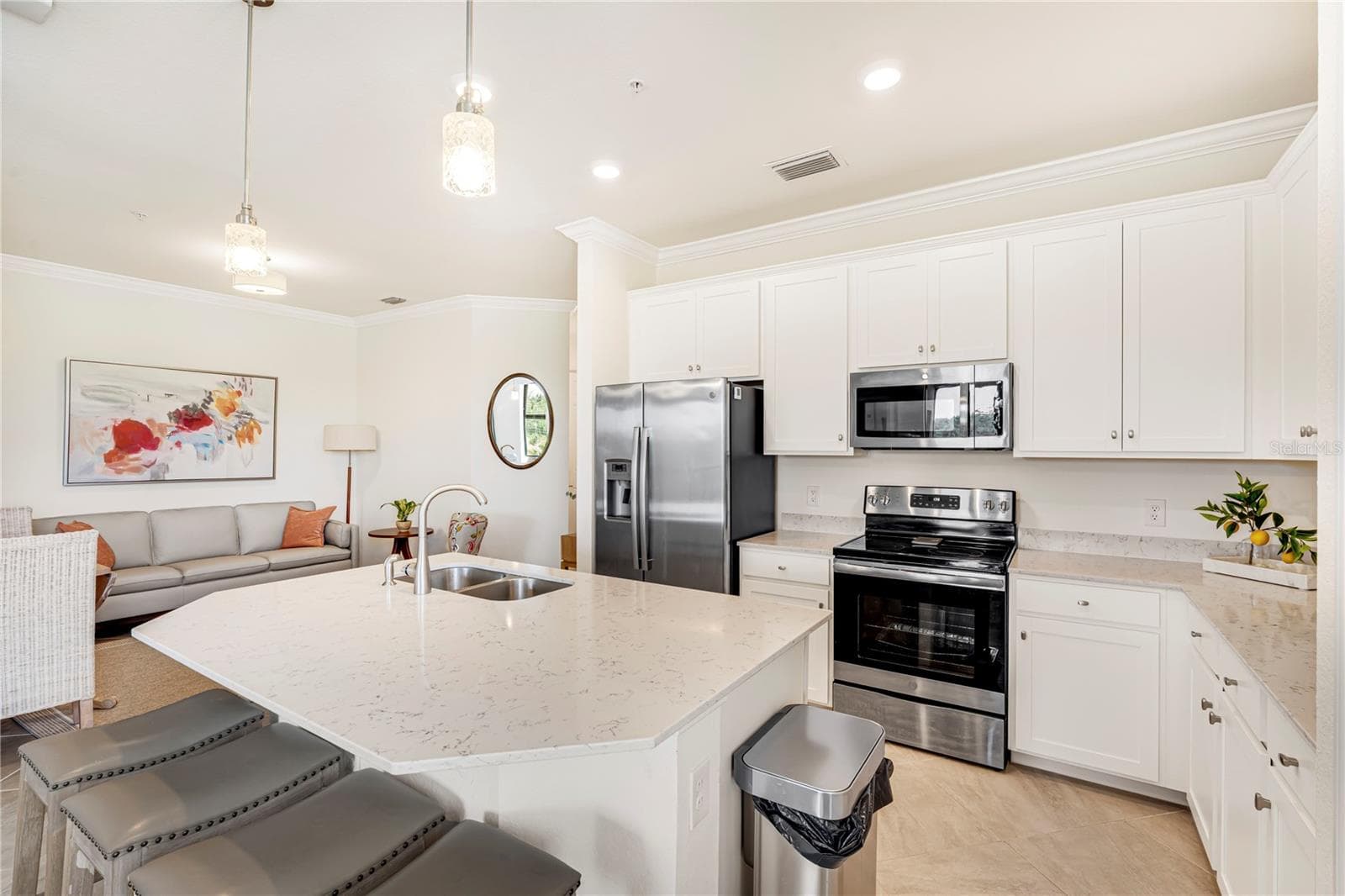 Condominium at 17724 GAWTHROP DR #301, BRADENTON, photo 16 of 50