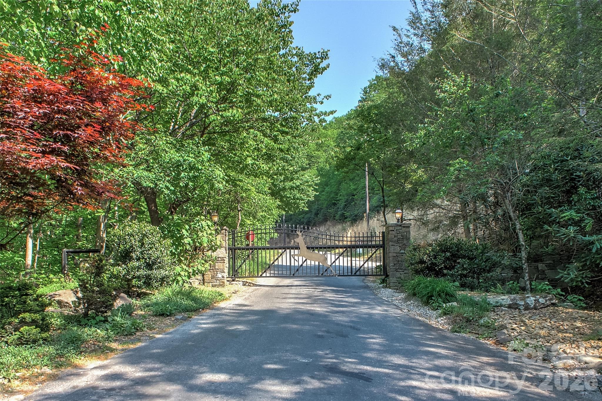 Single Family Residence at 491 Mckenzie Way S, Old Fort, photo 4 of 28