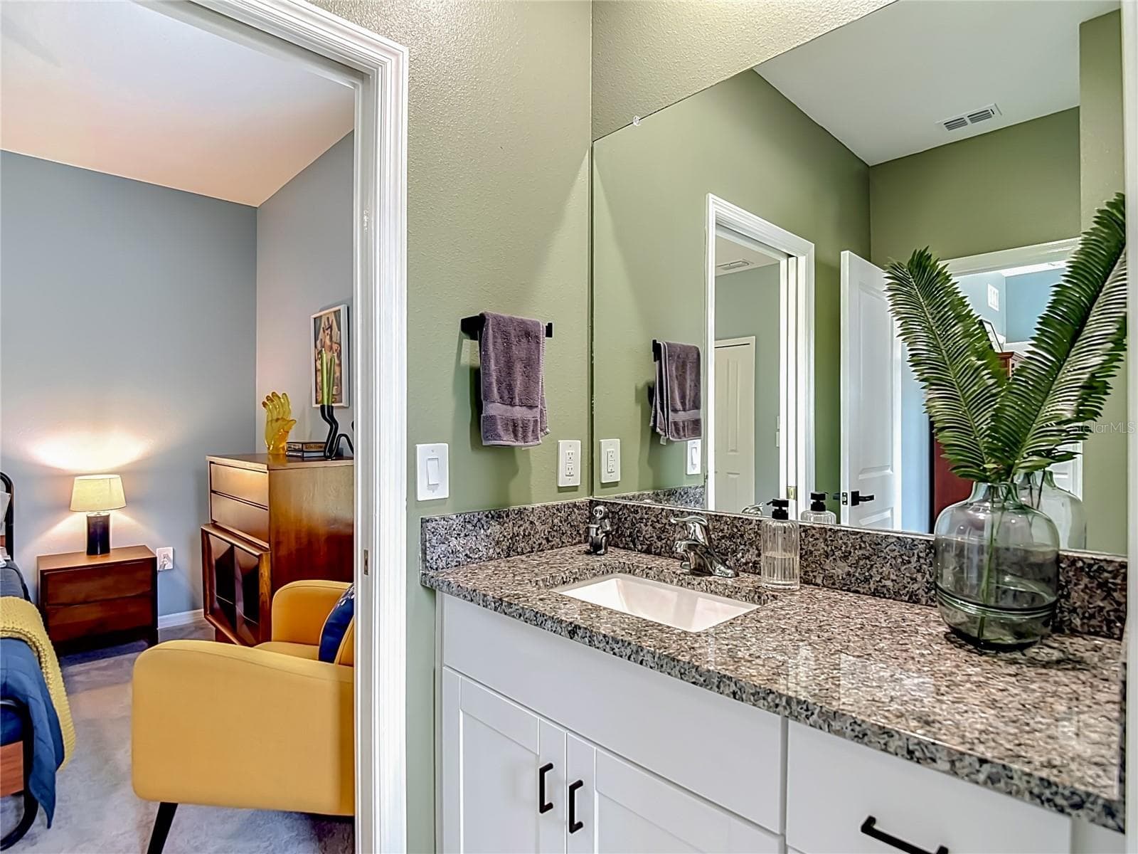 Townhouse at 10801 FORT WHITE CT, TAMPA, photo 53 of 85