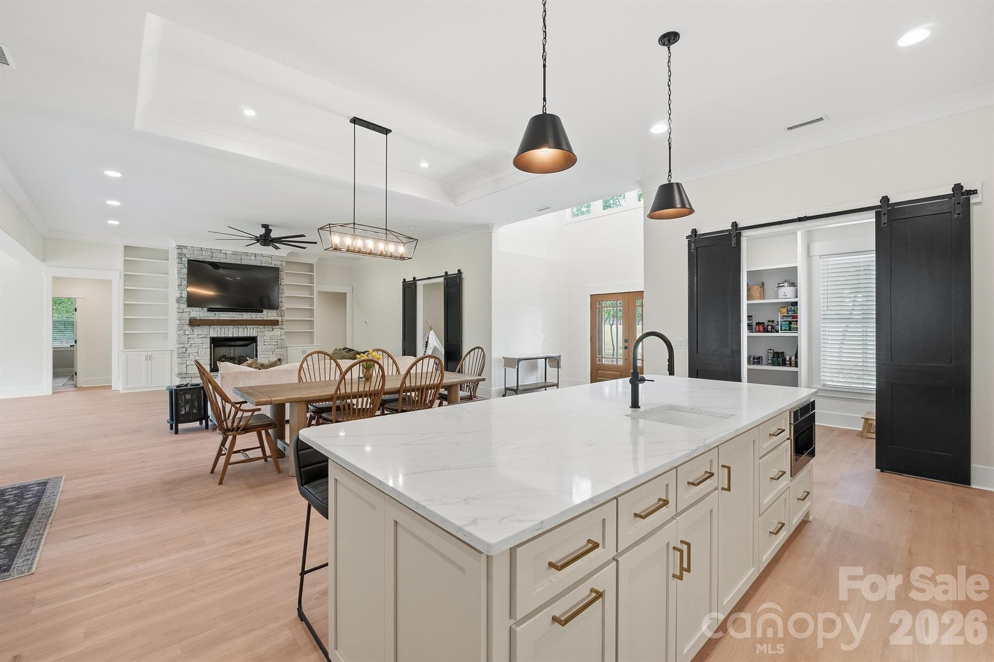 Kitchen Island + Walk In Pantry - 2855 Long Run Farm Road, Mount Pleasant
