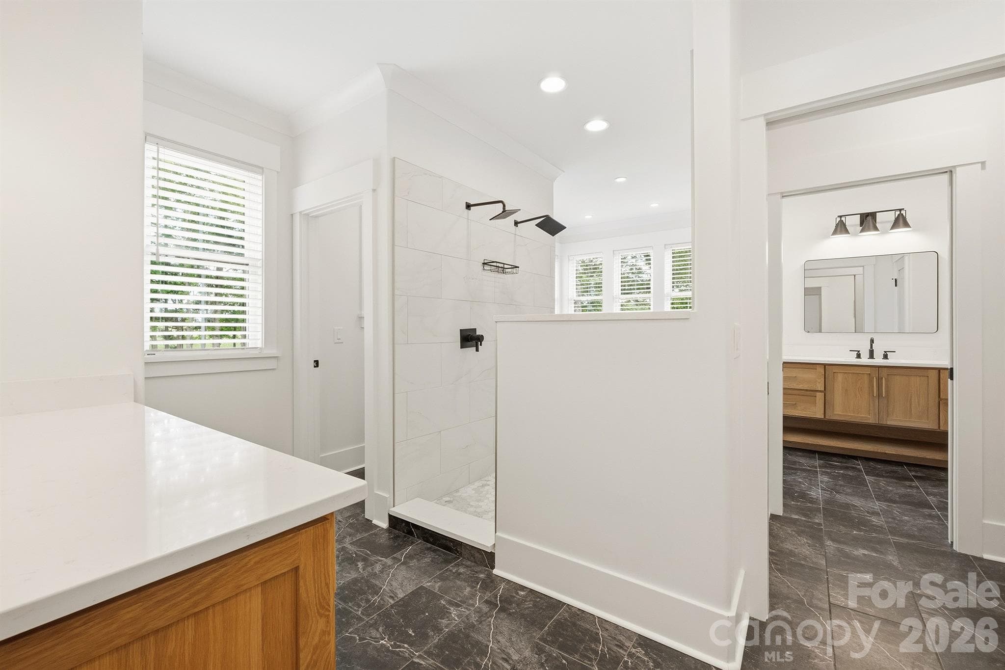 Primary Bath w/ Tile Shower + Dual Shower Heads - 2855 Long Run Farm Road, Mount Pleasant