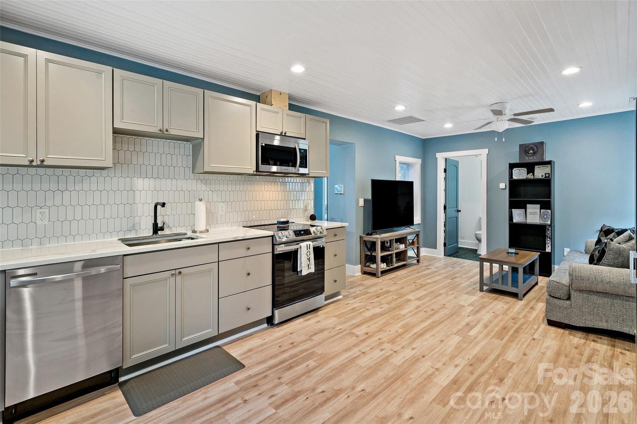 Single Family Residence at Mars Hill, photo 16 of 34