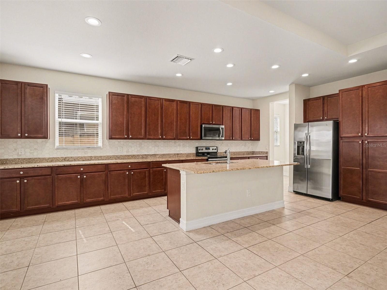 Single Family Residence at 4429 CONCHFISH LN, OSPREY, photo 3 of 19