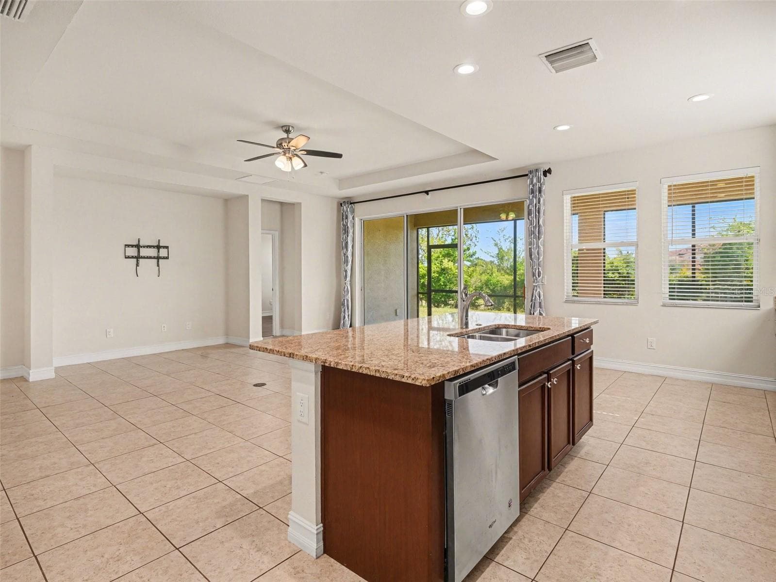 Single Family Residence at 4429 CONCHFISH LN, OSPREY, photo 4 of 19