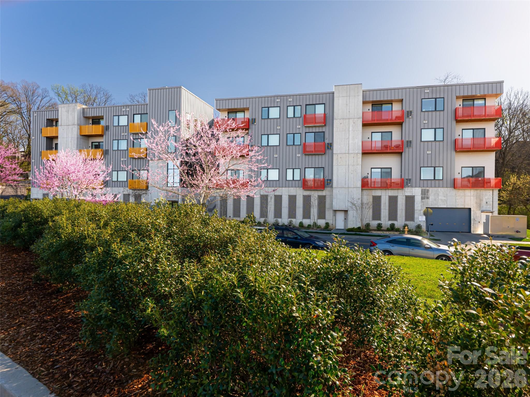 Condominium at Asheville, photo 2 of 38