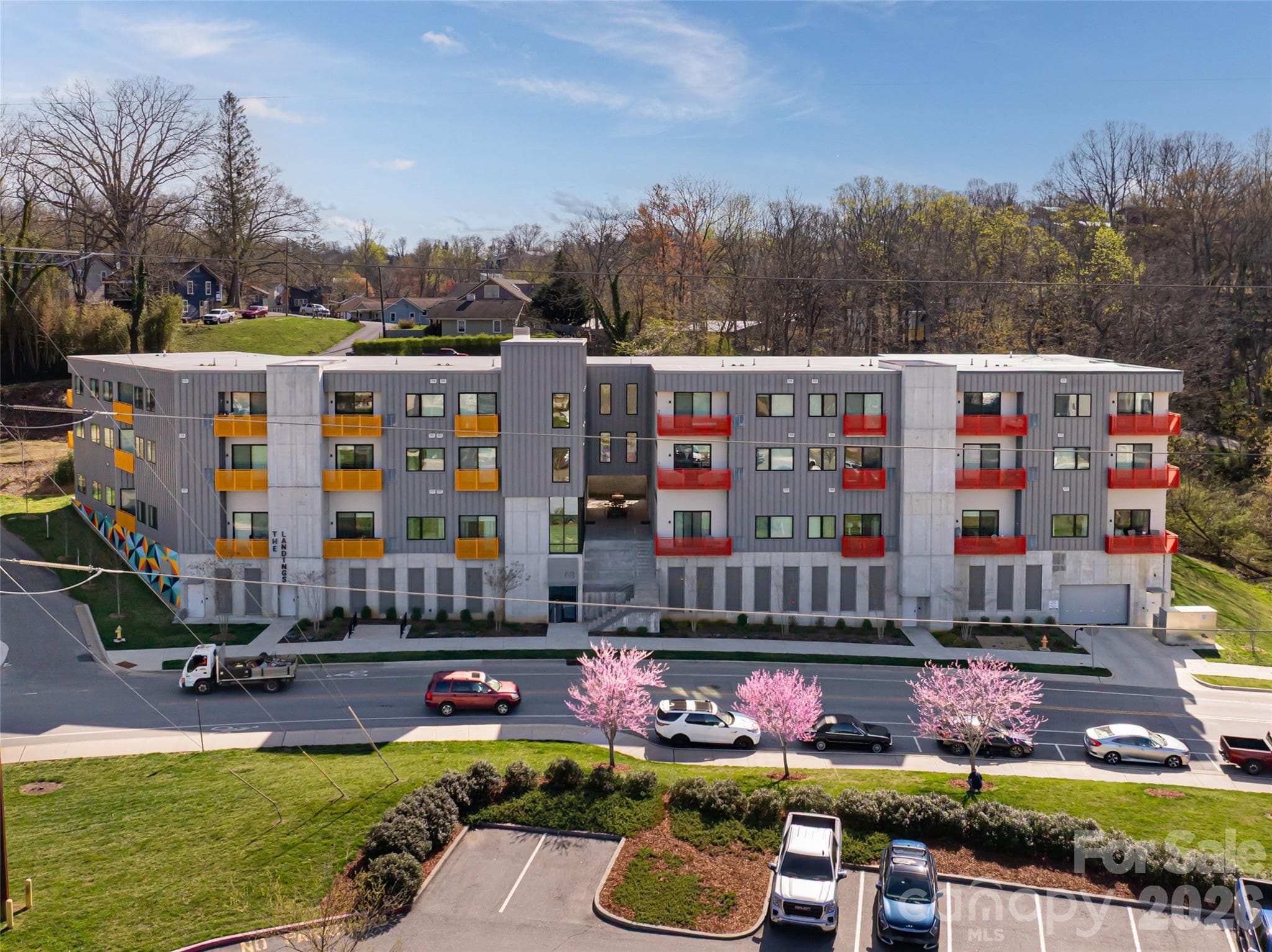 Condominium at 68 Craven Street, Asheville, photo 34 of 38