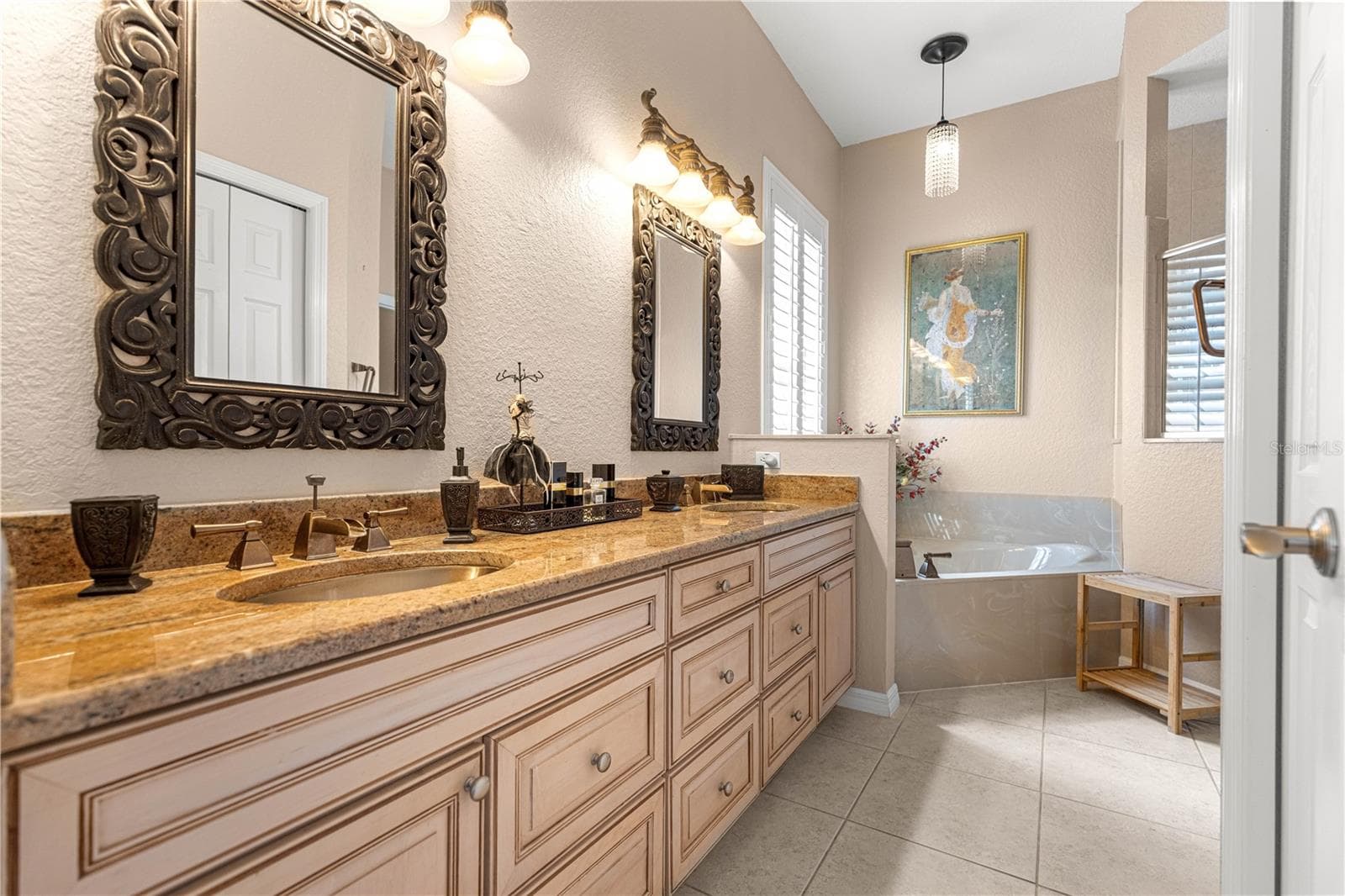 En-Suite Bathroom - 12271 SE 175TH LN, SUMMERFIELD