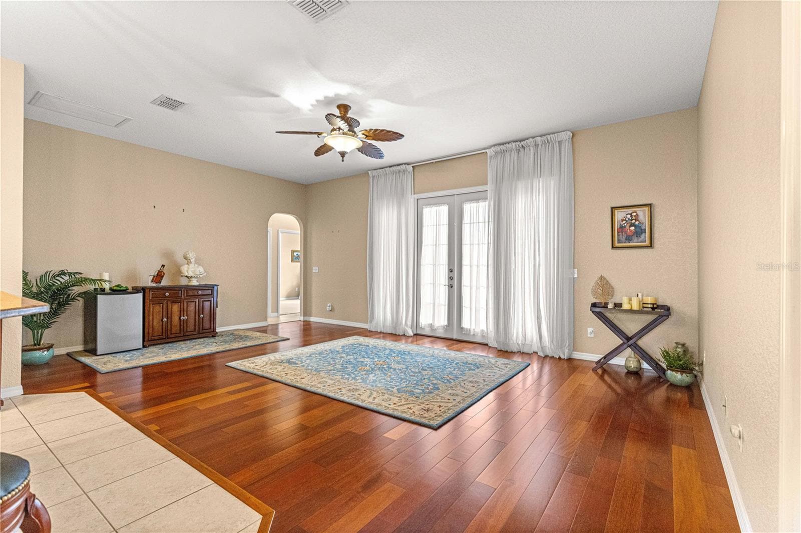 Great Room with French Doors to Lanai - 12271 SE 175TH LN, SUMMERFIELD