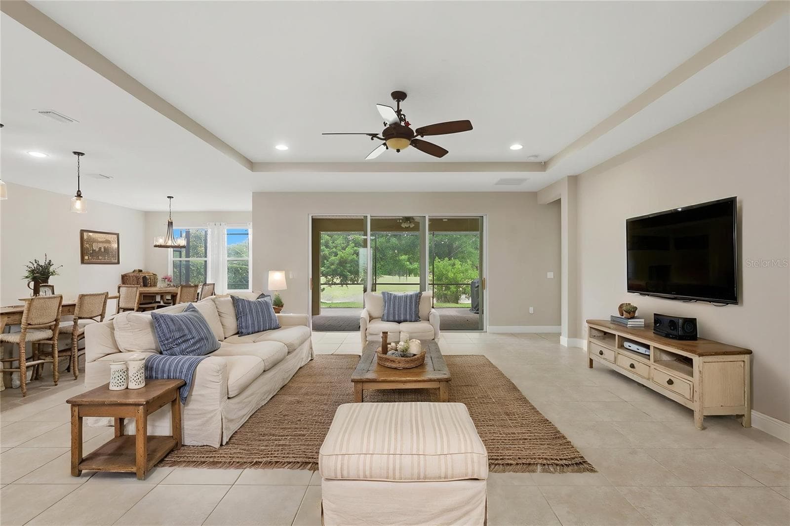 LIVING ROOM - 1022 VICTORIA HILLS DR S, DELAND