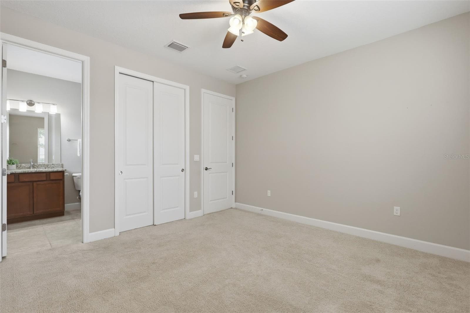 BEDROOM 3 W/ENSUITE - 1022 VICTORIA HILLS DR S, DELAND