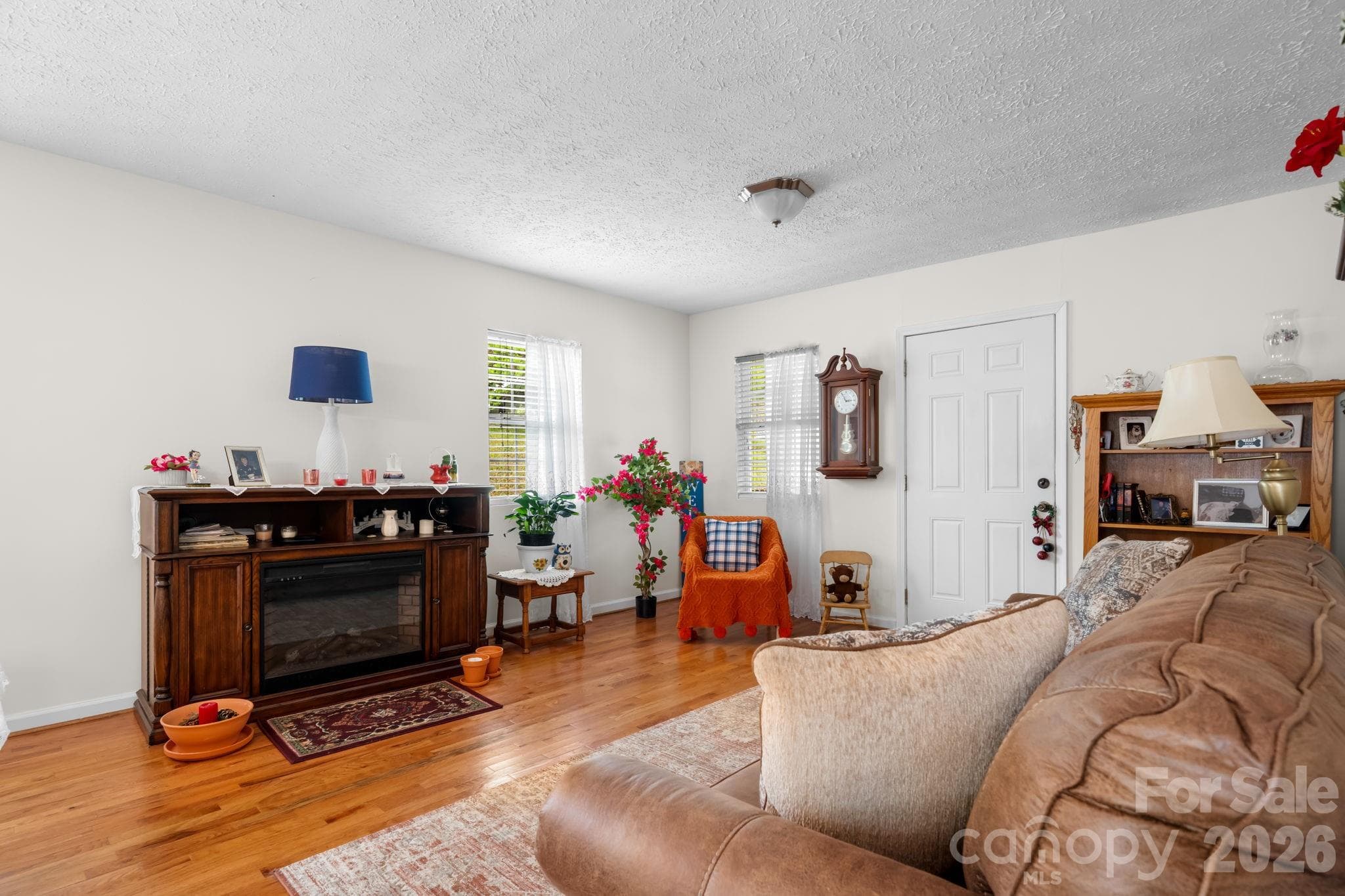 Single Family Residence at 625 Milton Avenue SW, Valdese, photo 3 of 25