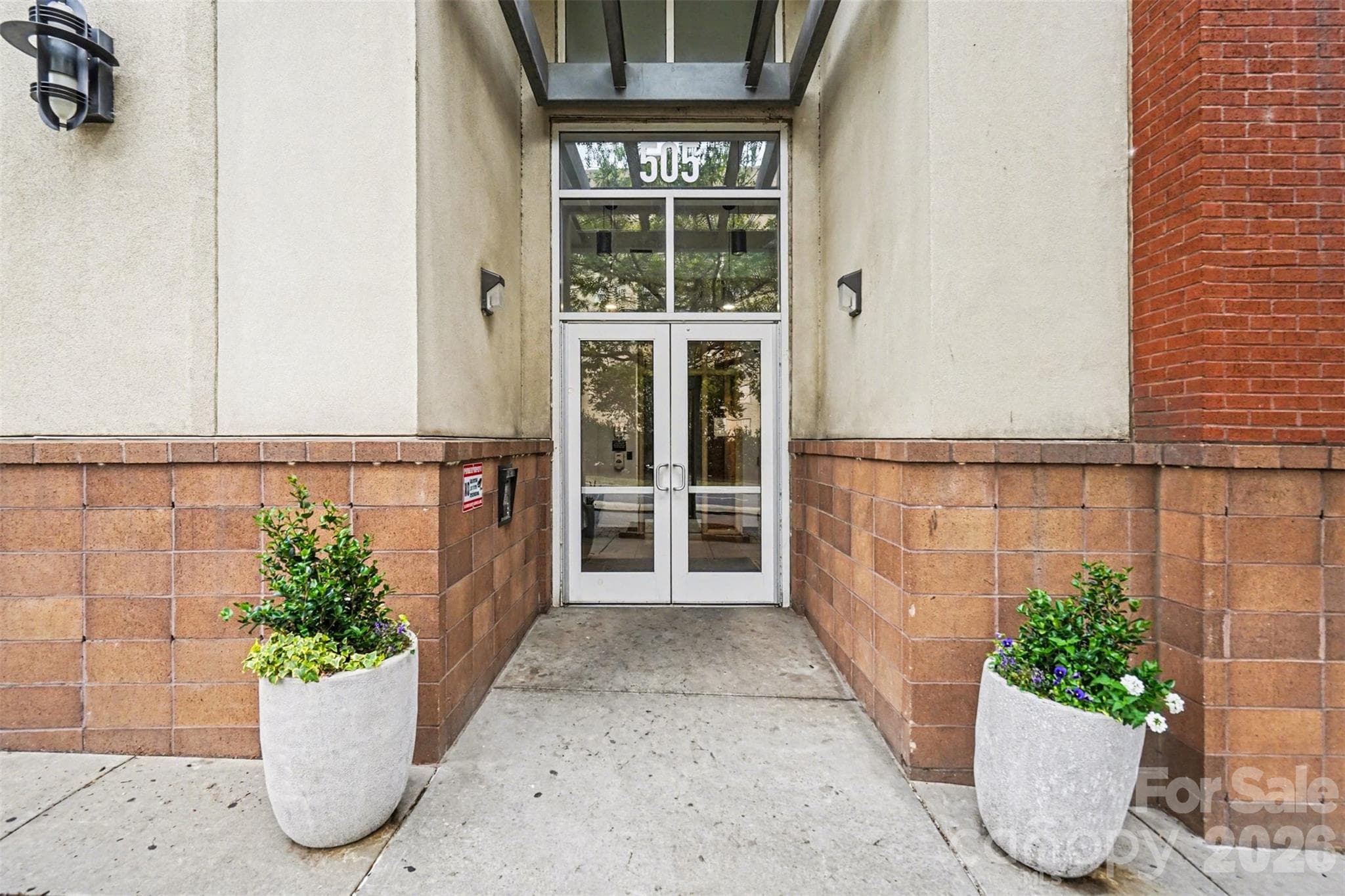 Condominium at Charlotte, photo 2 of 28