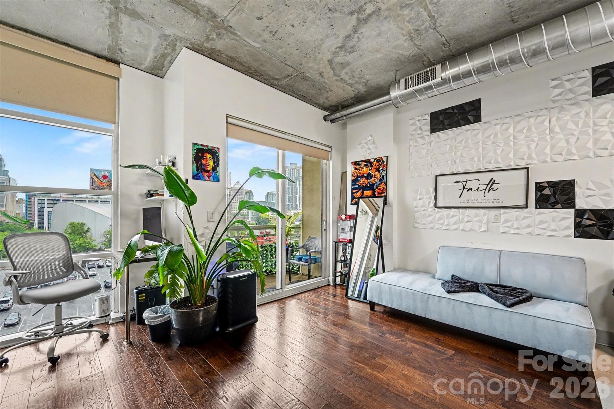Condominium at Charlotte, photo 6 of 28