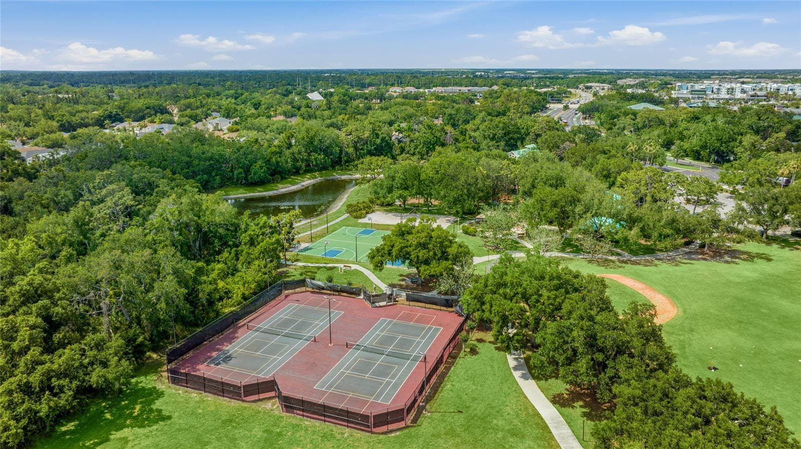 Condominium at 6216 ROSEFINCH CT #102, LAKEWOOD RANCH, photo 41 of 45