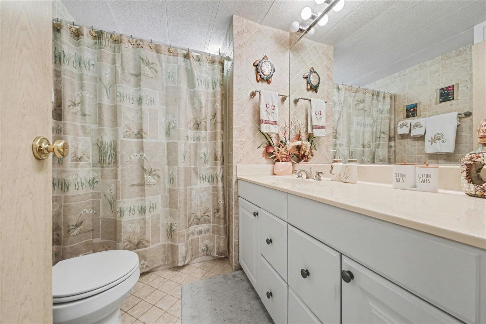 Guest bathroom - 732 DOVE AVE, PORT ORANGE