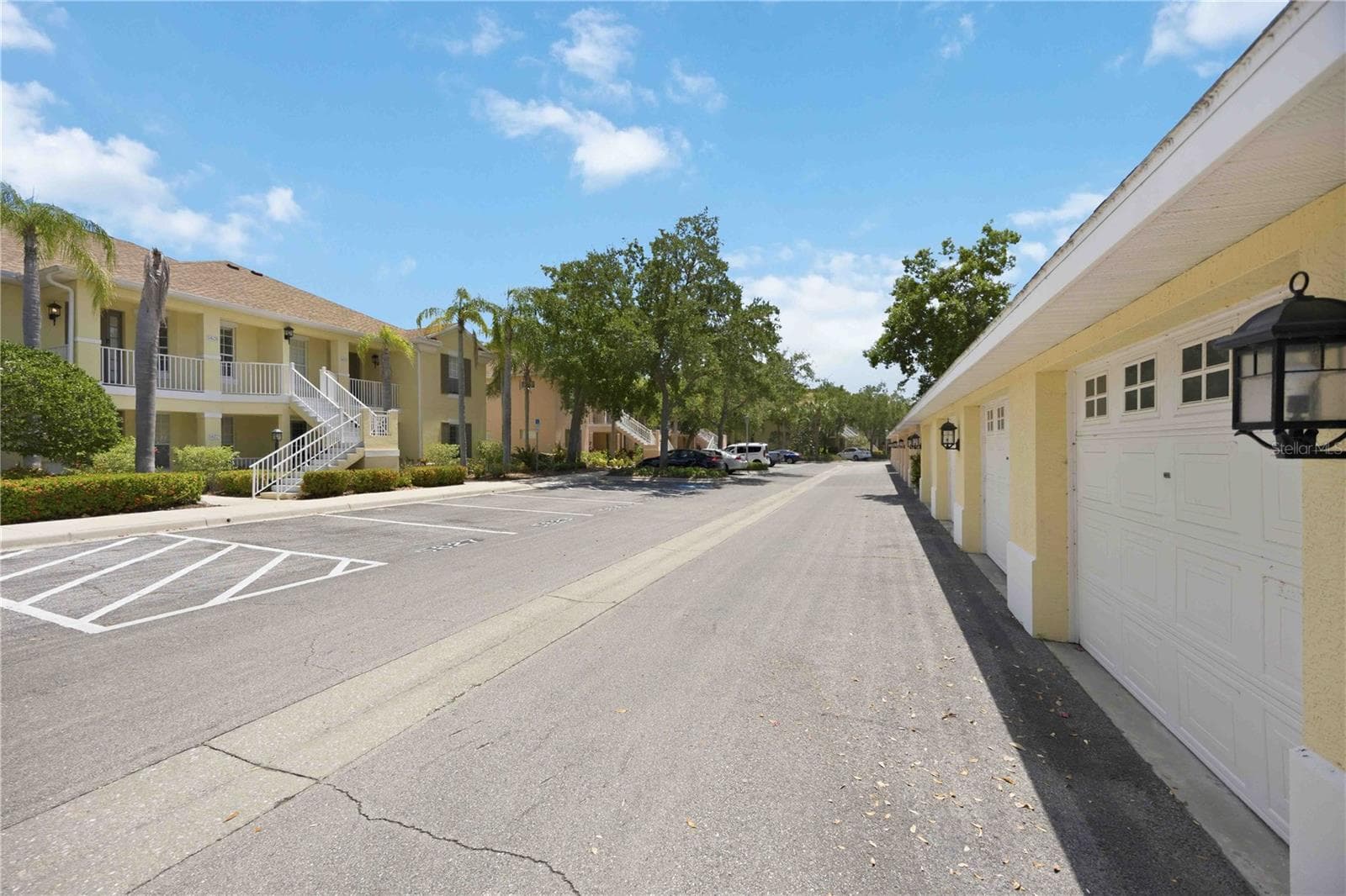1 Car Garage w/Storage Space! - 5629 KEY LARGO CT #B06, BRADENTON