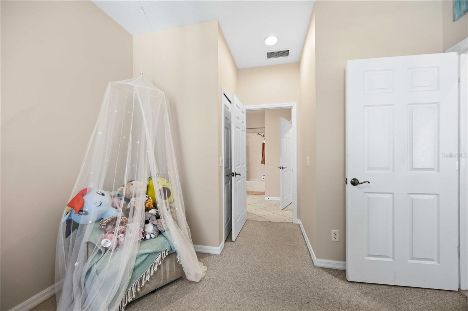 Condominium at 5629 KEY LARGO CT #B06, BRADENTON, photo 32 of 54