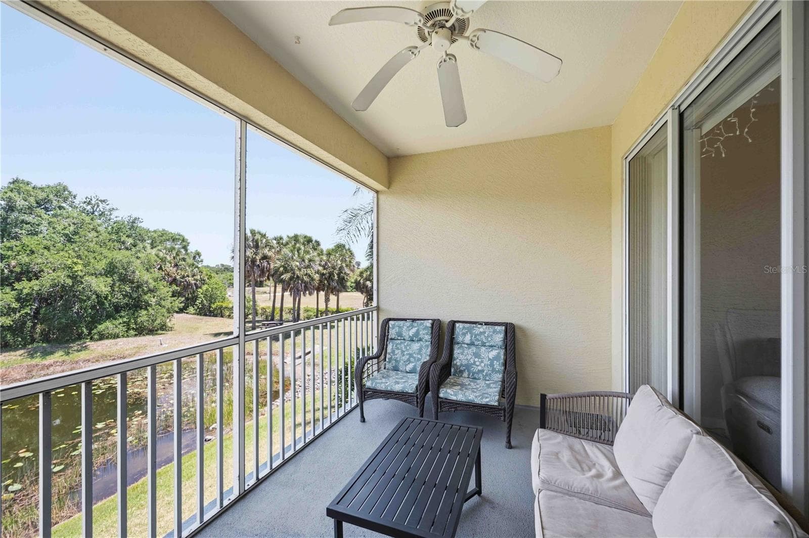 Enjoy Coffee or Cocktails - 5629 KEY LARGO CT #B06, BRADENTON