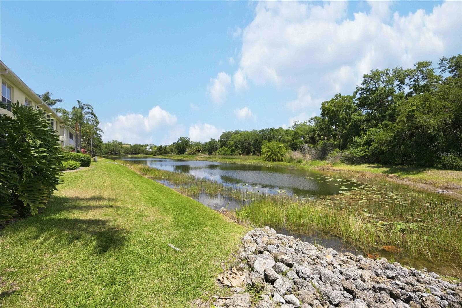 Grounds - 5629 KEY LARGO CT #B06, BRADENTON