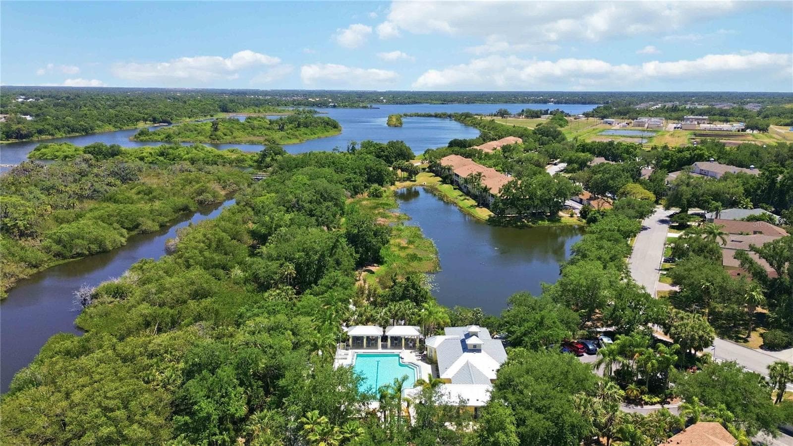Condominium at 5629 KEY LARGO CT #B06, BRADENTON, photo 47 of 54