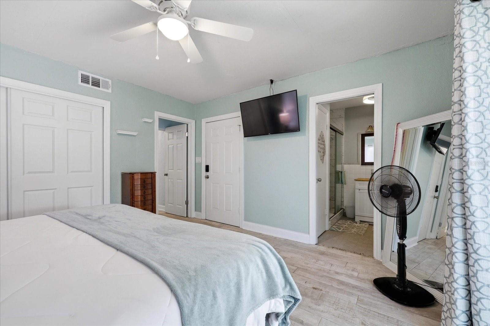 Single Family Residence at 712 S GLENWOOD AVE, CLEARWATER, photo 21 of 45