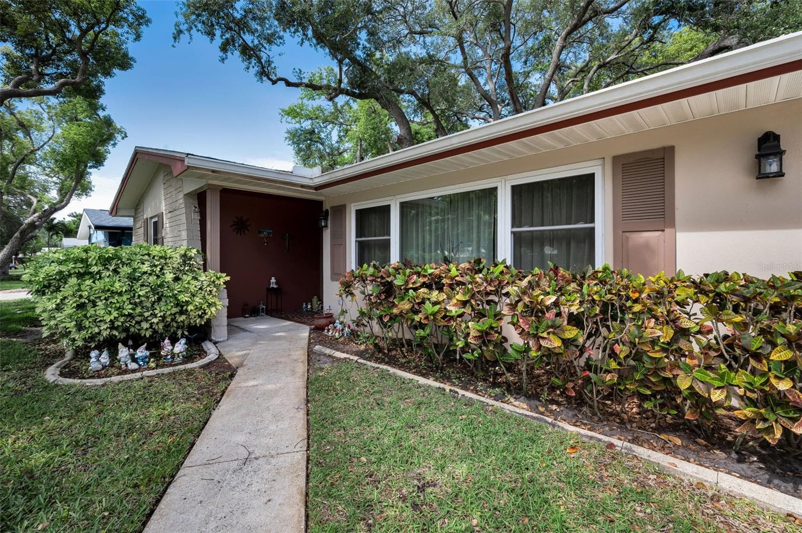 1368 WILLIAMS DR