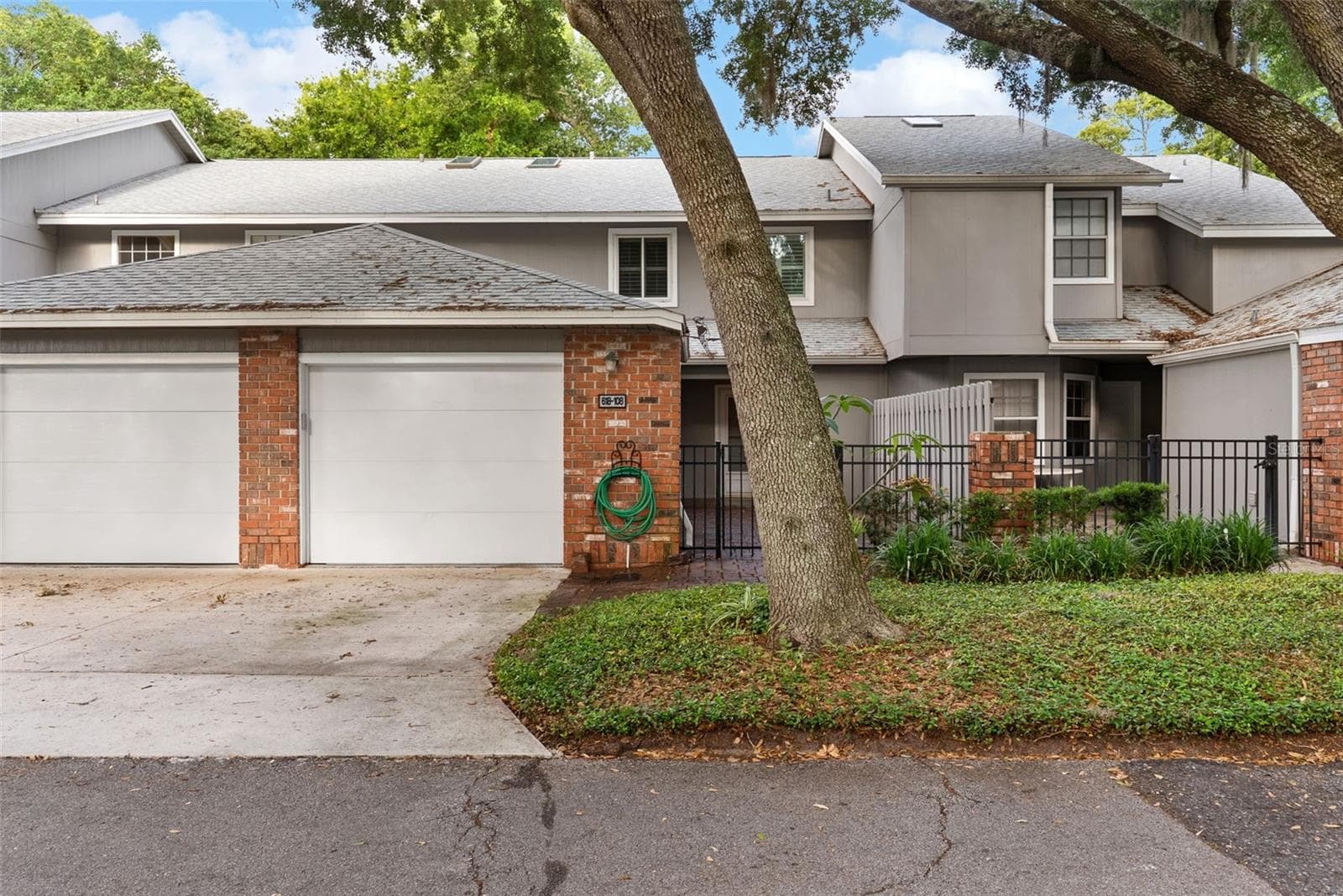 618 MAPLE OAK CIR #108