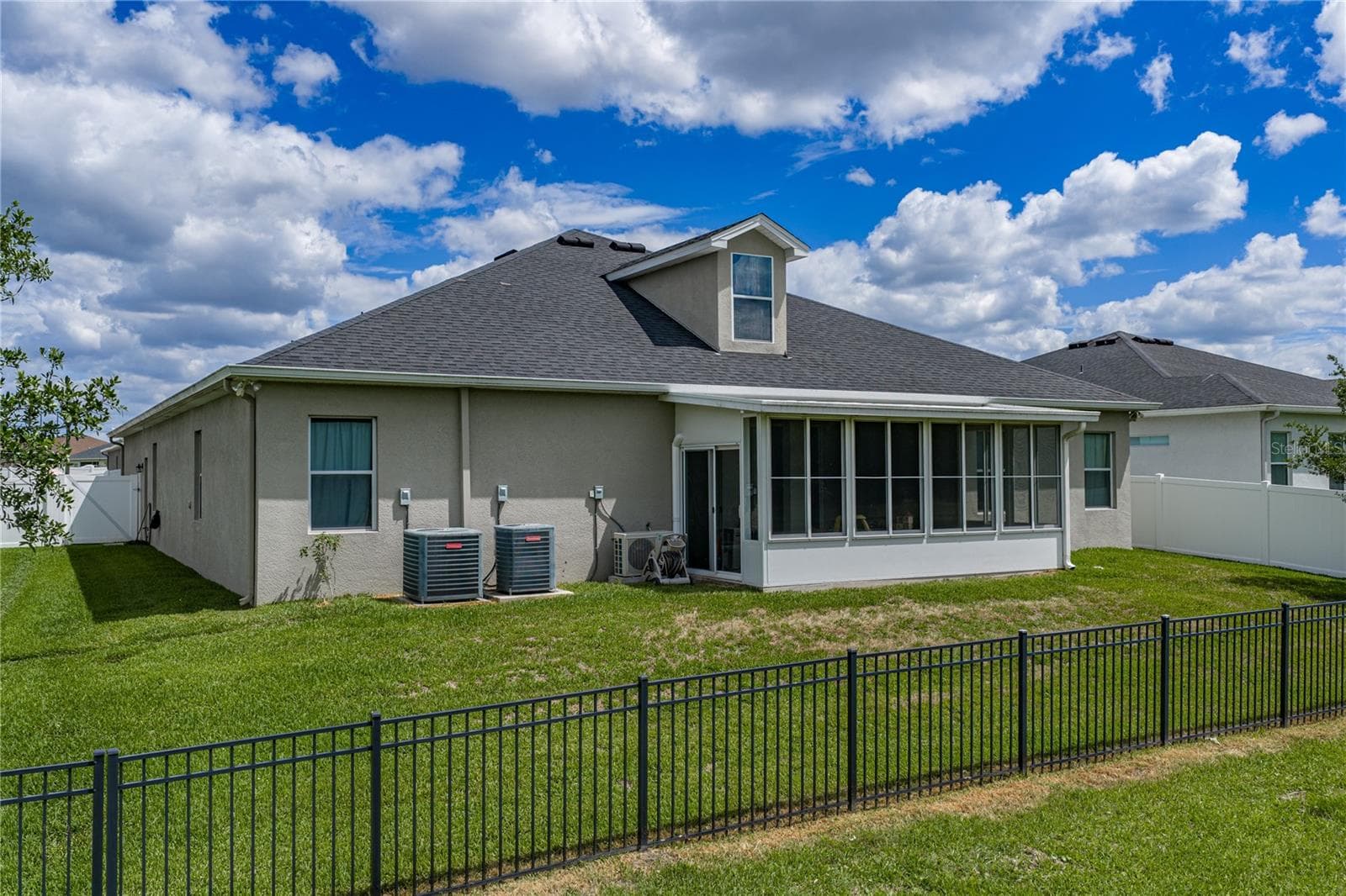 Single Family Residence at 1444 CYPRESS VIEW LN, LAKELAND, photo 65 of 76