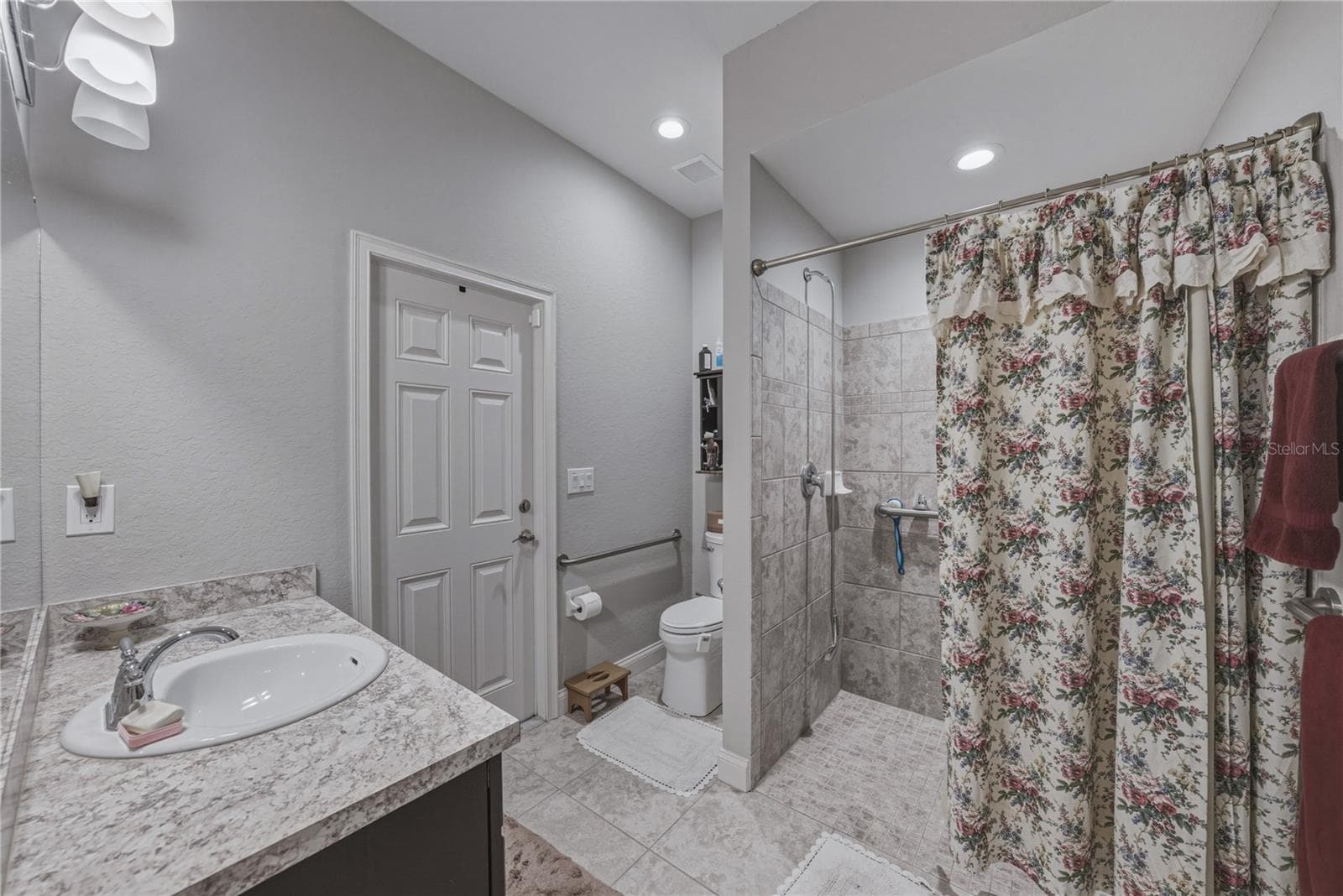 Single Family Residence at 1444 CYPRESS VIEW LN, LAKELAND, photo 37 of 76