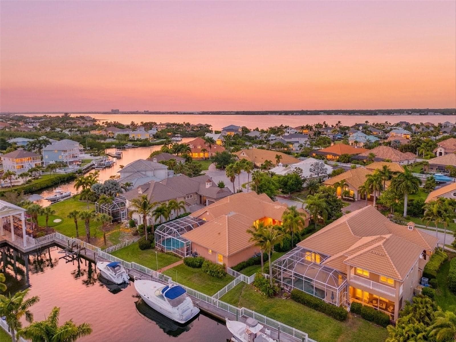 4714 MAINSAIL DR
